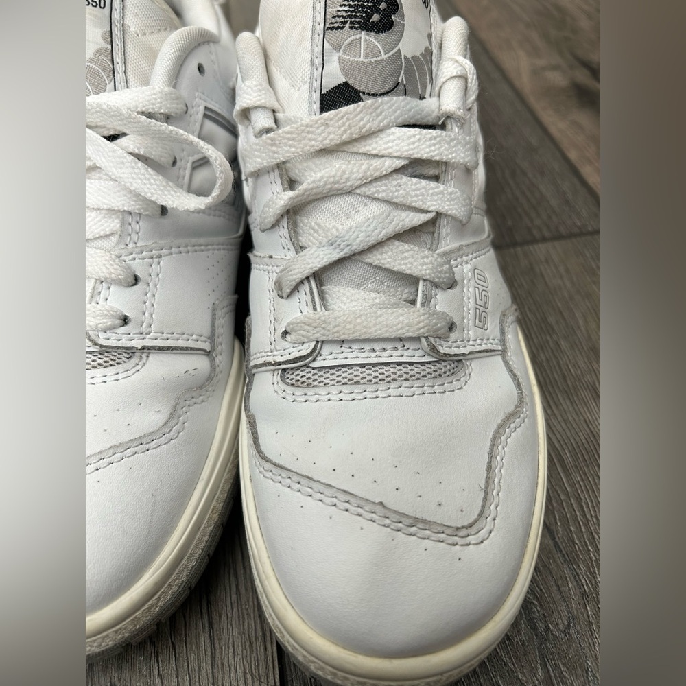 New Balance 550 White Women’s Size 7 – Classic Retro Basketball Sneaker - Picture 15 of 16